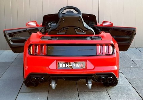 Auto na Akumulator Sportowe BBH-718A Dla Dzieci Światła LED MP3 Czerwone