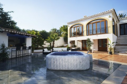 Dmuchane Spa San-Francisco 7 osobowe 230 x 230 x 71 cm Bestway 6001Q