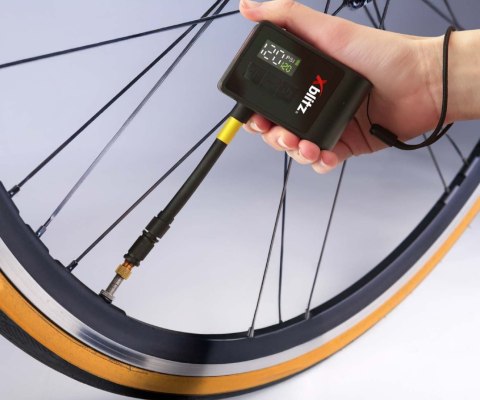 PRZENOŚNY MINI KOMPRESOR XB-IWAY Xblitz