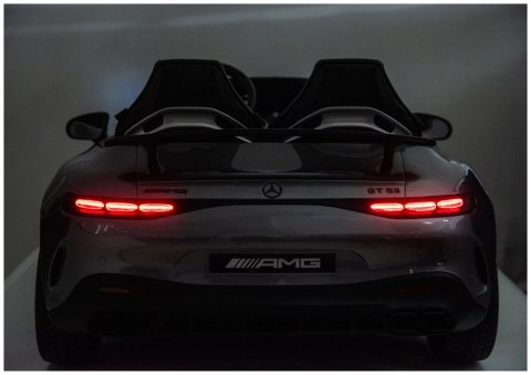 Auto Na Akumulator Mercedes GT63 AMG DK-GT63 24V LCD Cichy Silnik Szary