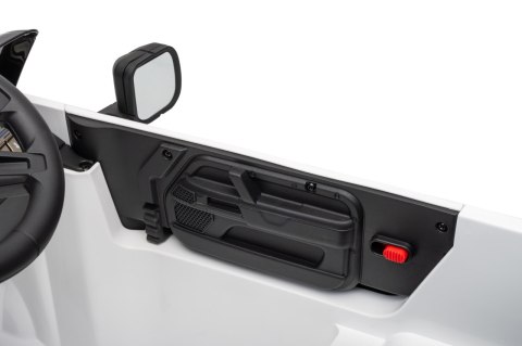 Auto Land Rover Defender białe na akumulator dla dzieci + pilot R/C