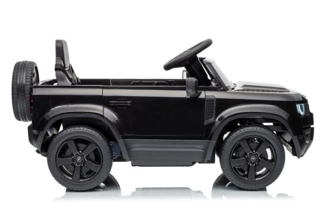 Auto Land Rover Defender czarne na akumulator dla dzieci + pilot R/C
