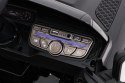 Auto Land Rover Defender czarne na akumulator dla dzieci + pilot R/C