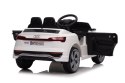 Auto Audi SQ8 białe na akumulator dla dzieci + pilot 2,4 GHz