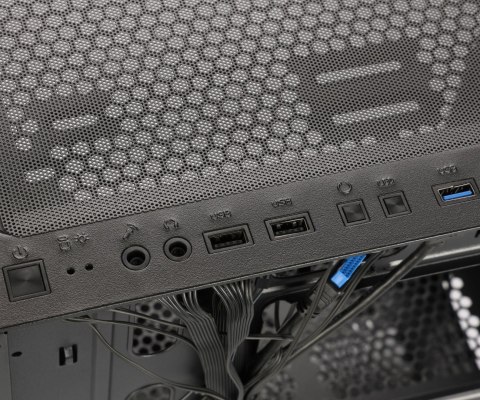 OBUDOWA KOMPUTEROWA LC-360J-BLACK MIDDLE TOWER LOVINGCOOL