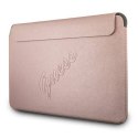 Oryginalne Etui Sleeve Guess Saffiano Script (GUCS13PUSASPI) różowe